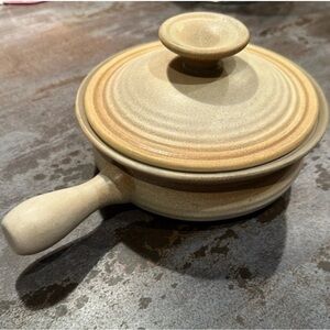 NET Stoneware Designs West pottery
SDWbrown tan